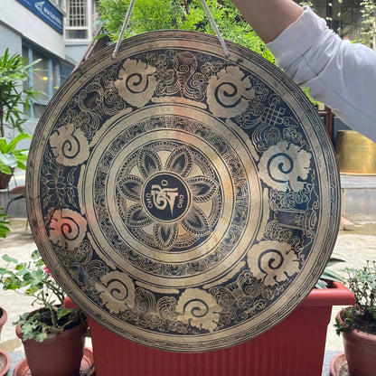 Artisan-Crafted Tibetan Meditation Gong: Hand-Hammered Sound Therapy