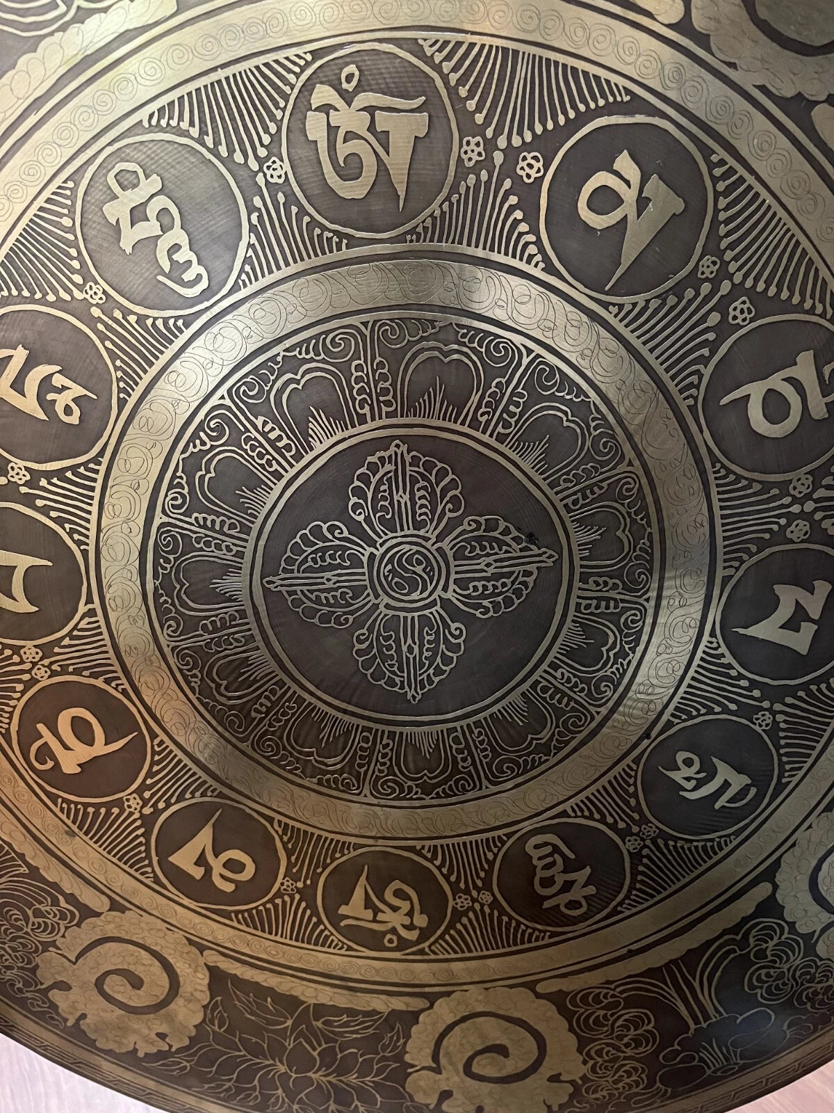 Dorje carved Tibetan gong-Handmade Gong from Nepal For Meditation