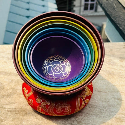 7 Chakra Tibetan Singing Bowl Set | Colorful Meditation & Sound Healing Bowls