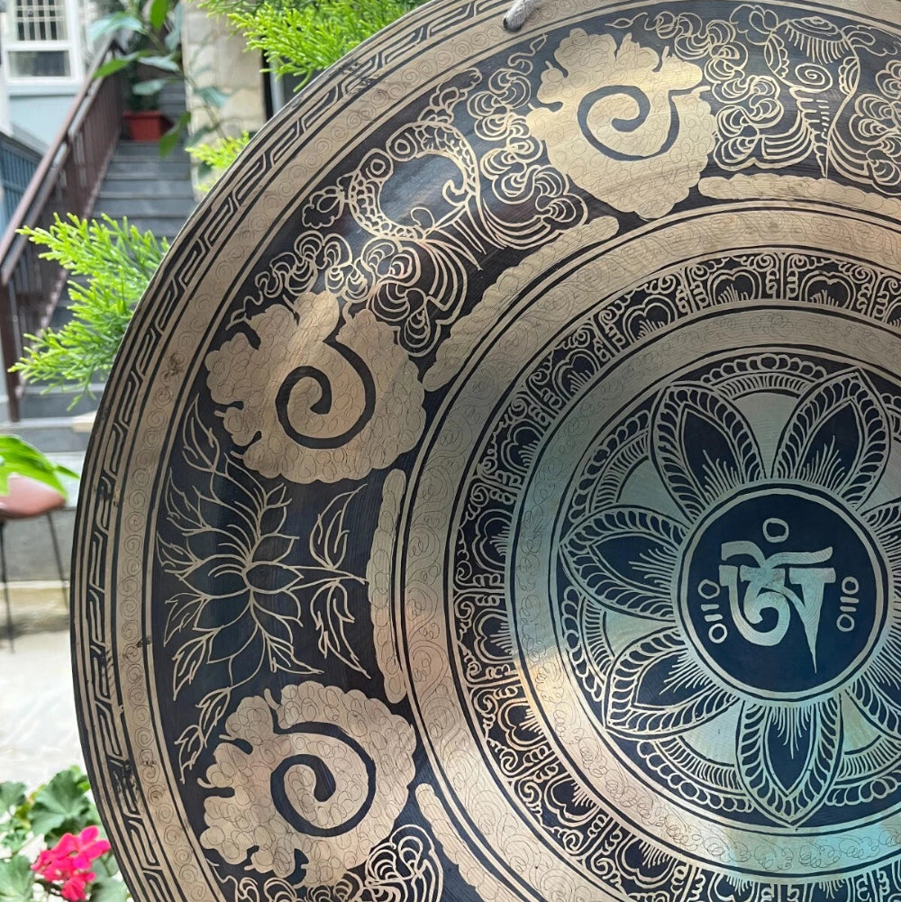 Artisan-Crafted Tibetan Meditation Gong: Hand-Hammered Sound Therapy