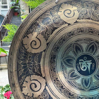 Artisan-Crafted Tibetan Meditation Gong: Hand-Hammered Sound Therapy